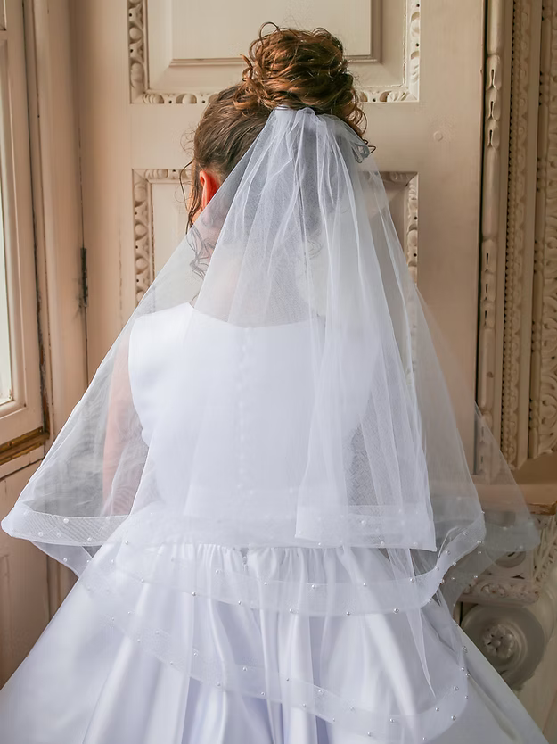 Crystal & Pearl Audrey Communion Veil Pearl detail trim