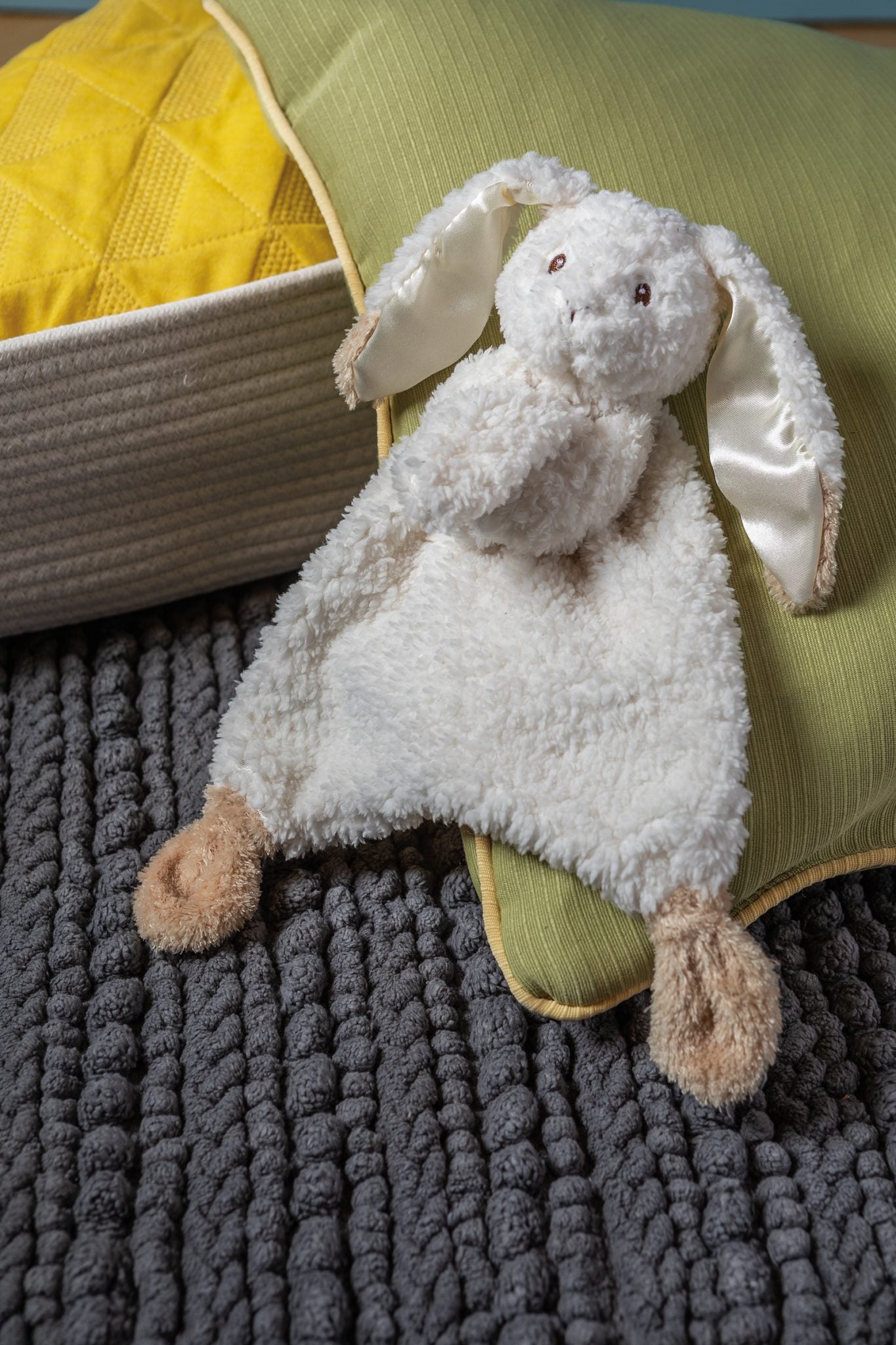 Mary Meyer Oatmeal Bunny Lovey – 10×13″