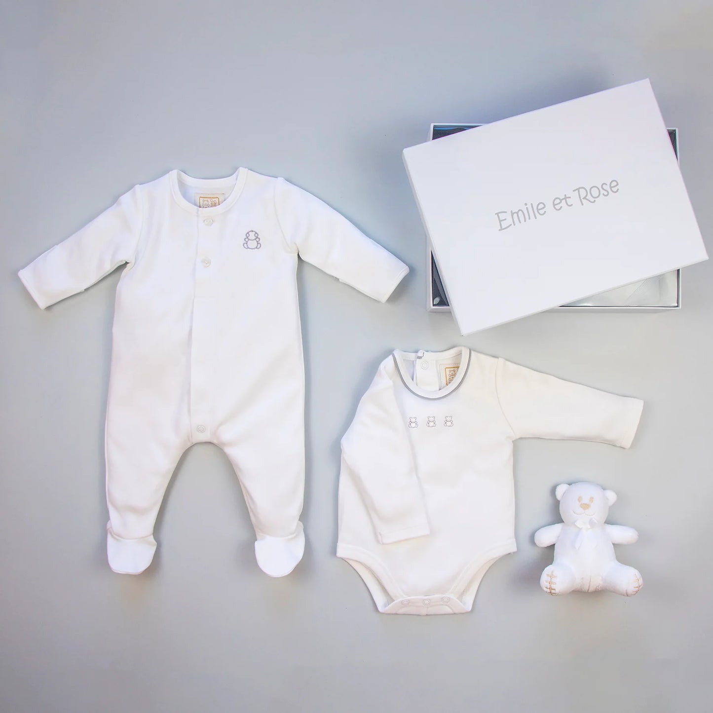 Emile et Rose Tatum White Unisex Baby Gift Set 1 month