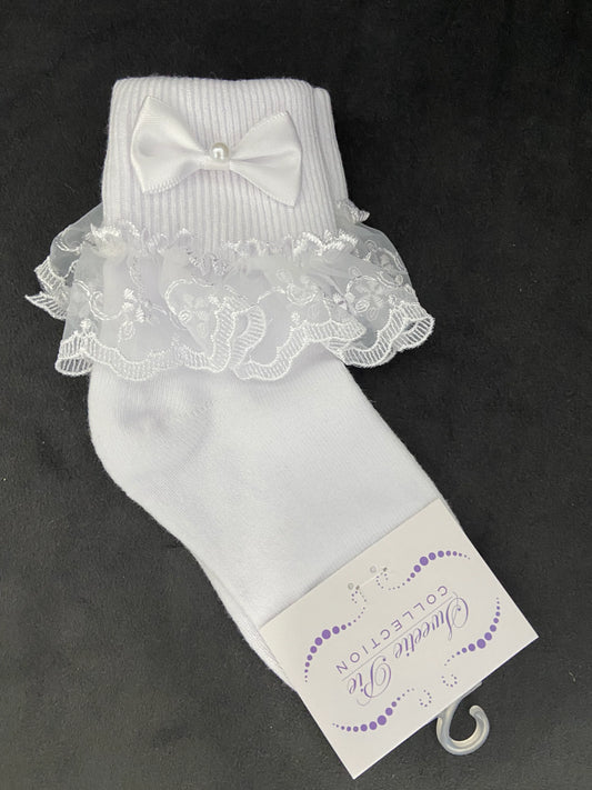 Sweetie Pie White Socks With Lace, Bow And Pearl