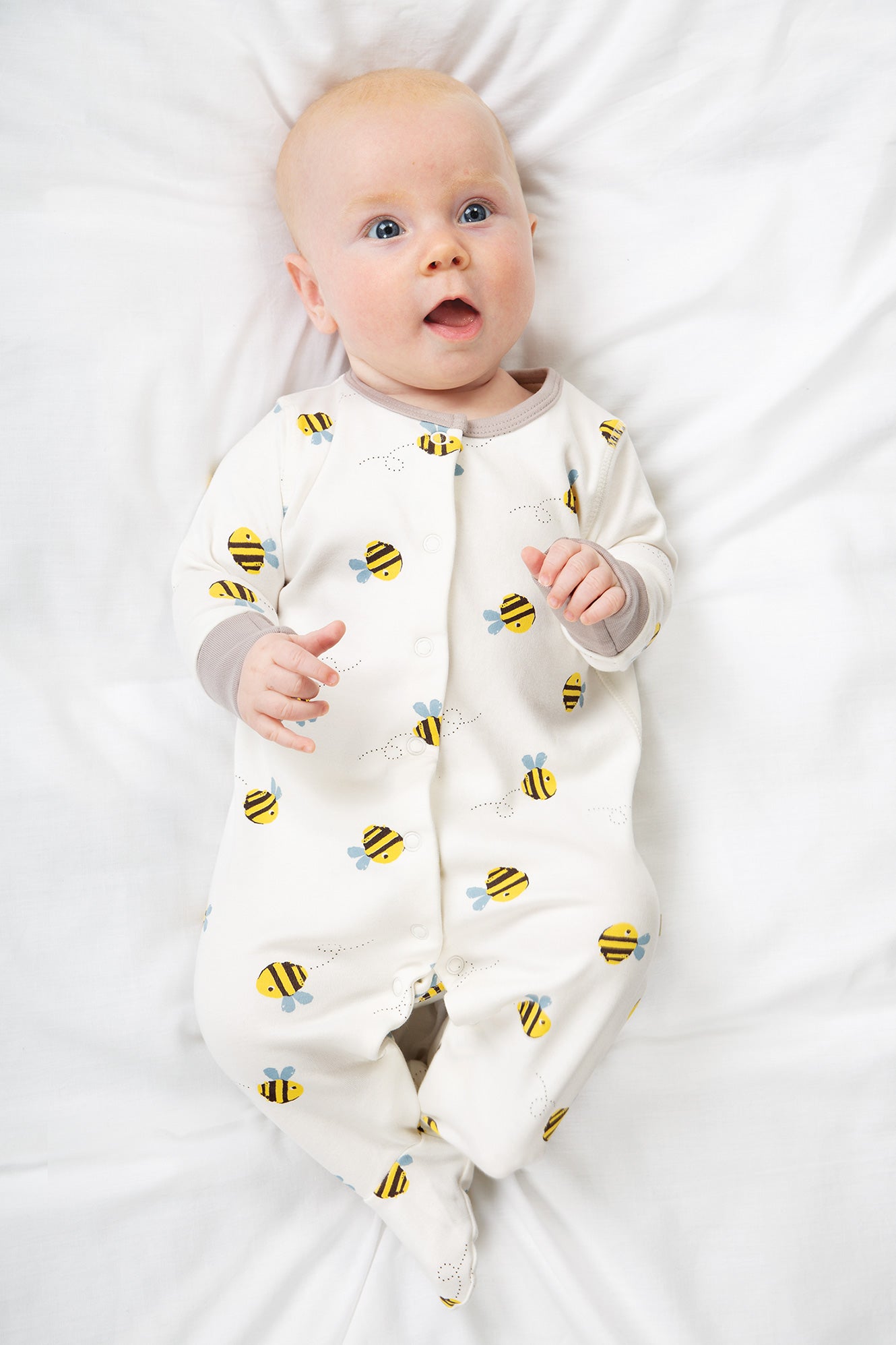 Frugi Baby Buzzy Bee Gift Set